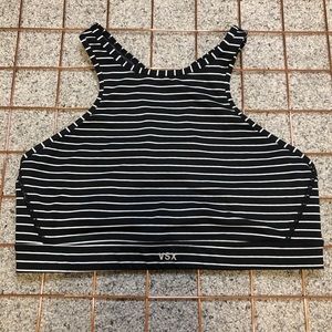 VSX Sport | High-Neck Striped Sports Bra